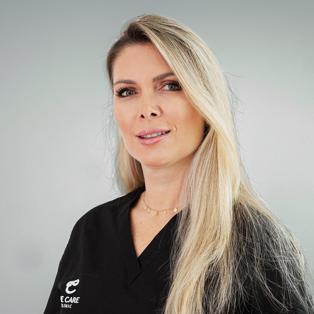 Huda AlHerakiová – kozmetička – The Care clinic